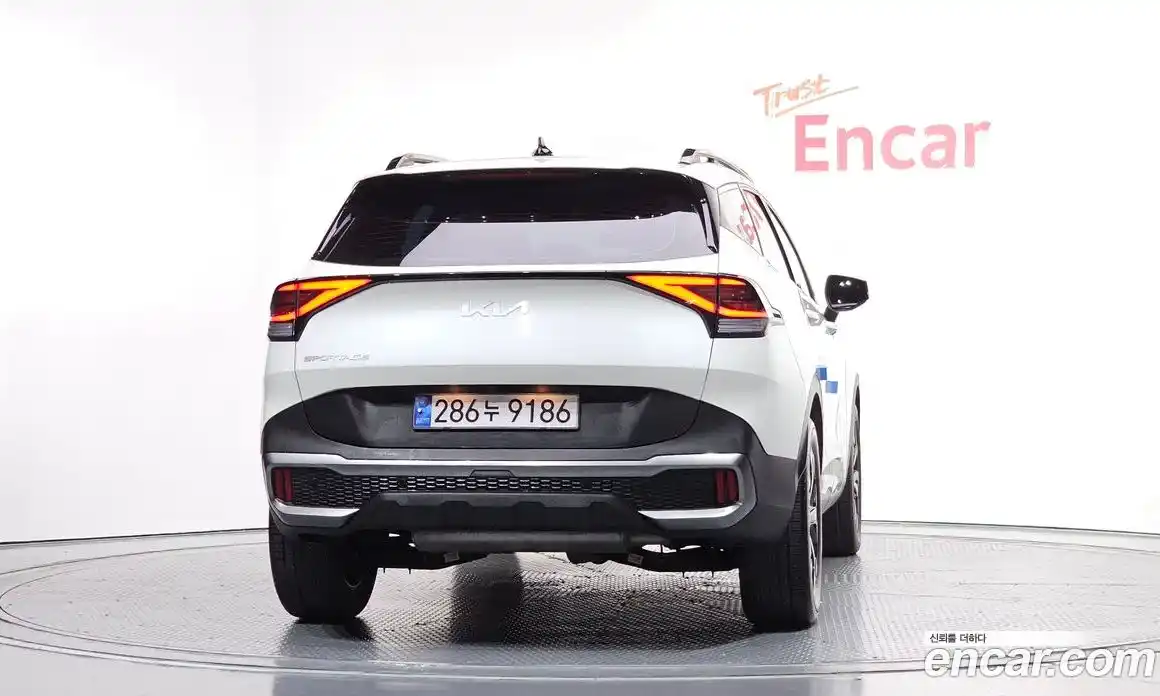 Kia Sportage 2023 1.6 Автомат в Москве № 52284, фото 4