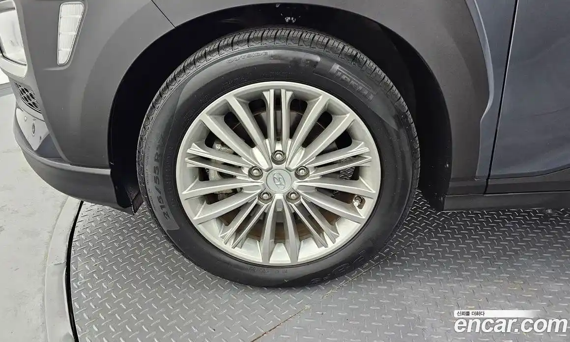 Hyundai Kona 2018 1.6 Автомат в Москве № 112884, фото 5