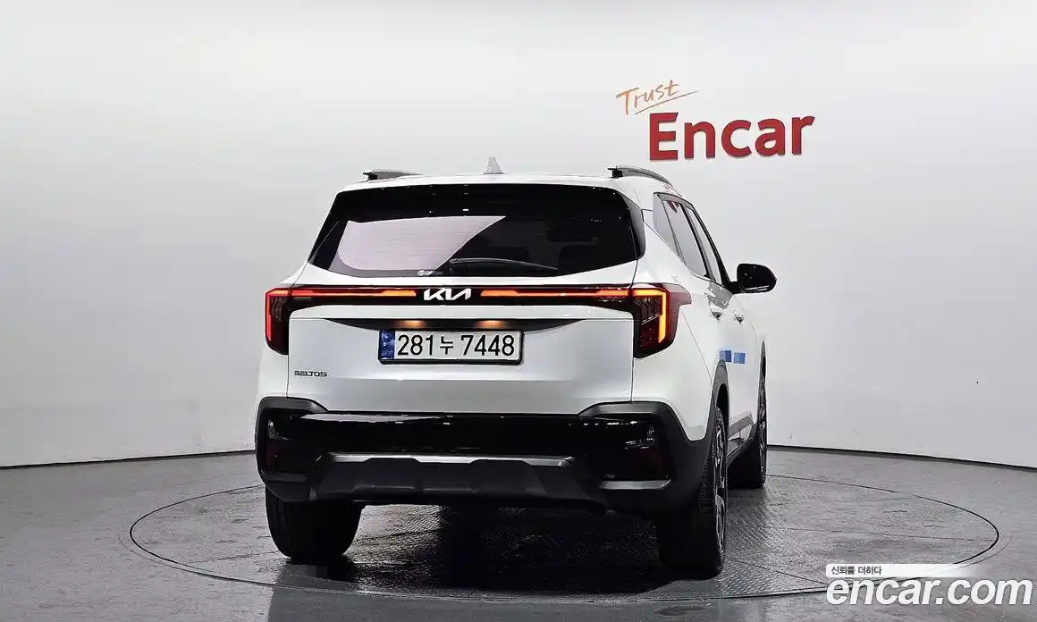 Kia Seltos 2023 1.6 Автомат в Москве № 115627, фото 4