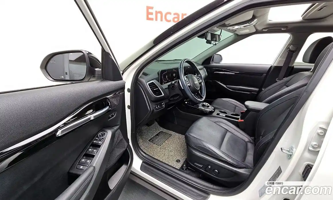 Kia Seltos 2023 1.6 Автомат в Москве № 115627, фото 10