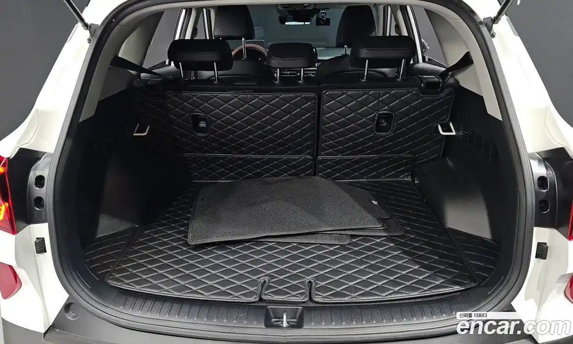 Kia Seltos 2023 1.6 Автомат в Москве № 128272, фото 20