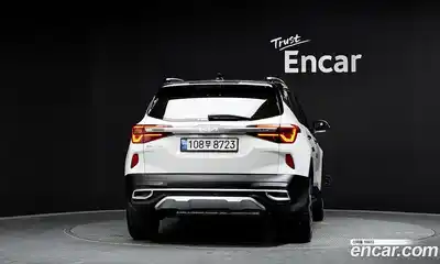 Kia Seltos 2023 1.6 Автомат в Москве № 128272, миниатюра 4