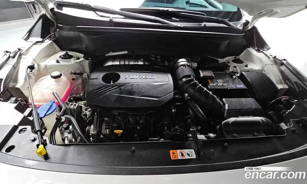 Kia Seltos 2023 1.6 Автомат в Москве № 128272, фото 6