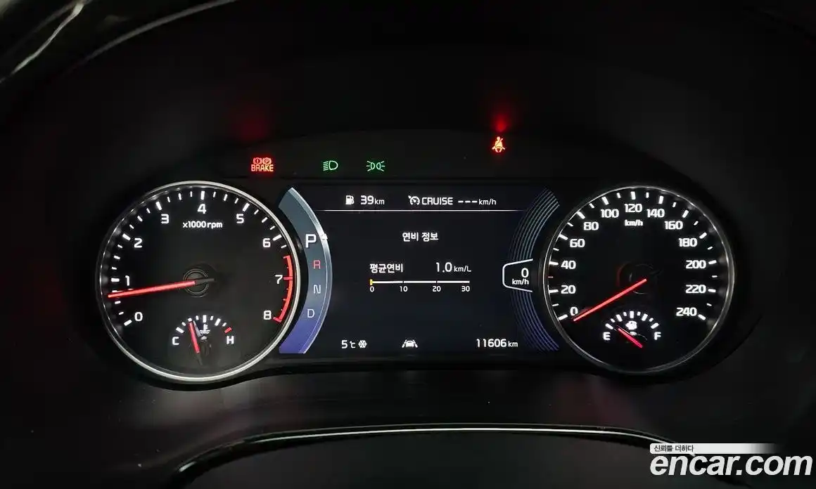 Kia Seltos 2023 1.6 Автомат в Москве № 128272, фото 8