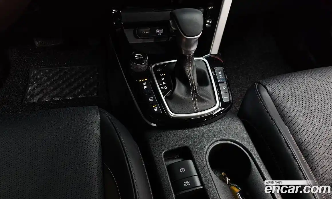 Kia Seltos 2023 1.6 Автомат в Москве № 128272, фото 9