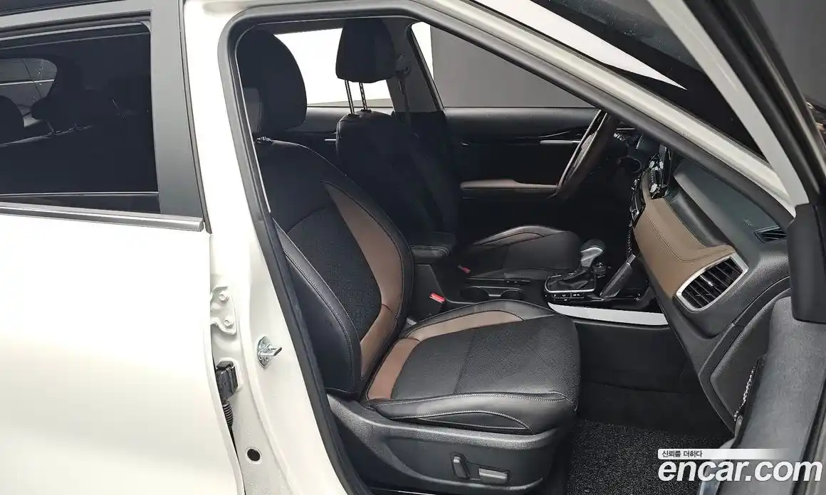 Kia Seltos 2023 1.6 Автомат в Москве № 128272, фото 10