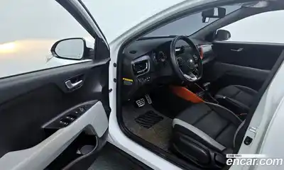 Kia Stonic 2020 1.0 Автомат в Москве № 130207, миниатюра 11
