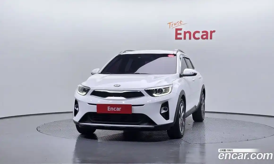 Kia Stonic 2020 1.0 Автомат в Москве № 130207, фото 3