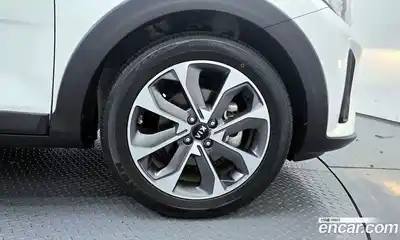 Kia Stonic 2020 1.0 Автомат в Москве № 130207, миниатюра 5