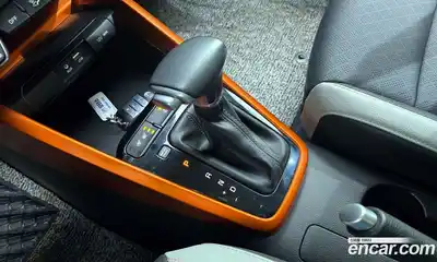 Kia Stonic 2020 1.0 Автомат в Москве № 130207, миниатюра 9