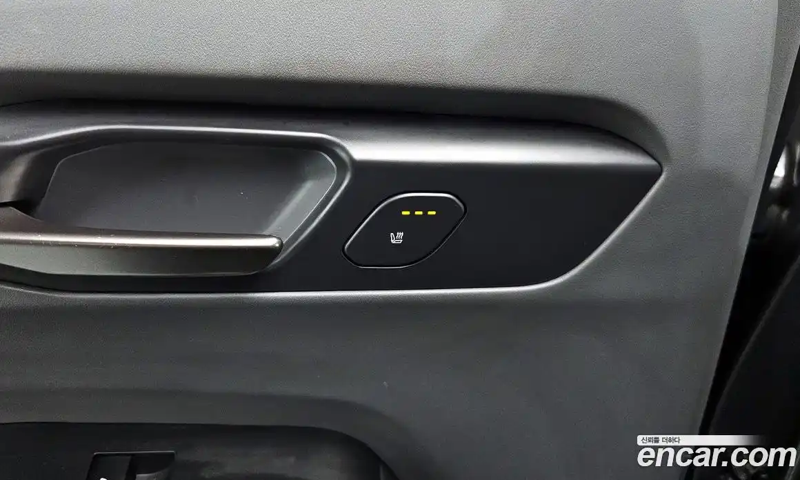 Kia EV9 2024 0.2 Автомат в Москве № 133943, фото 19