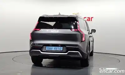 Kia EV9 2024 0.2 Автомат в Москве № 133943, миниатюра 4