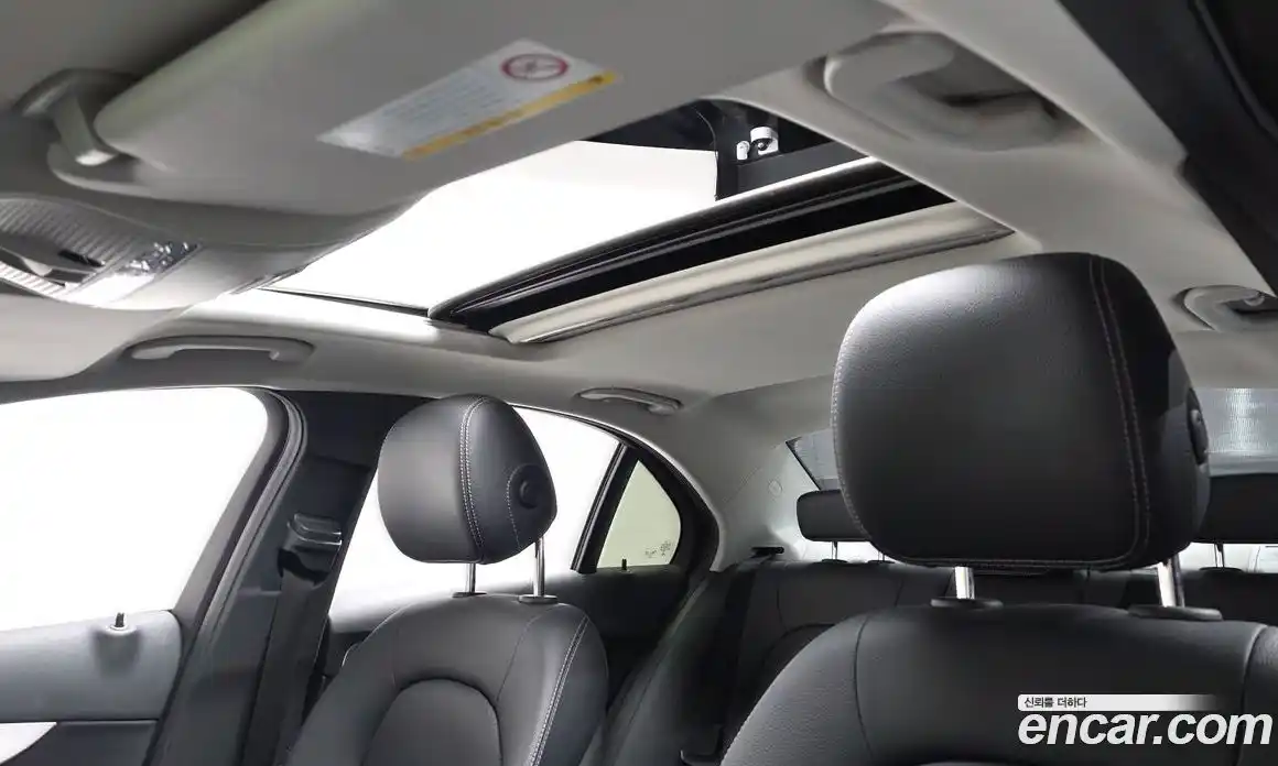 Mercedes-Benz C-Class 2018 2.0 Автомат в Москве № 137309, фото 19