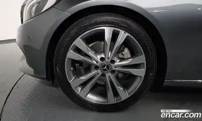 Mercedes-Benz C-Class 2018 2.0 Автомат в Москве № 137309, миниатюра 5
