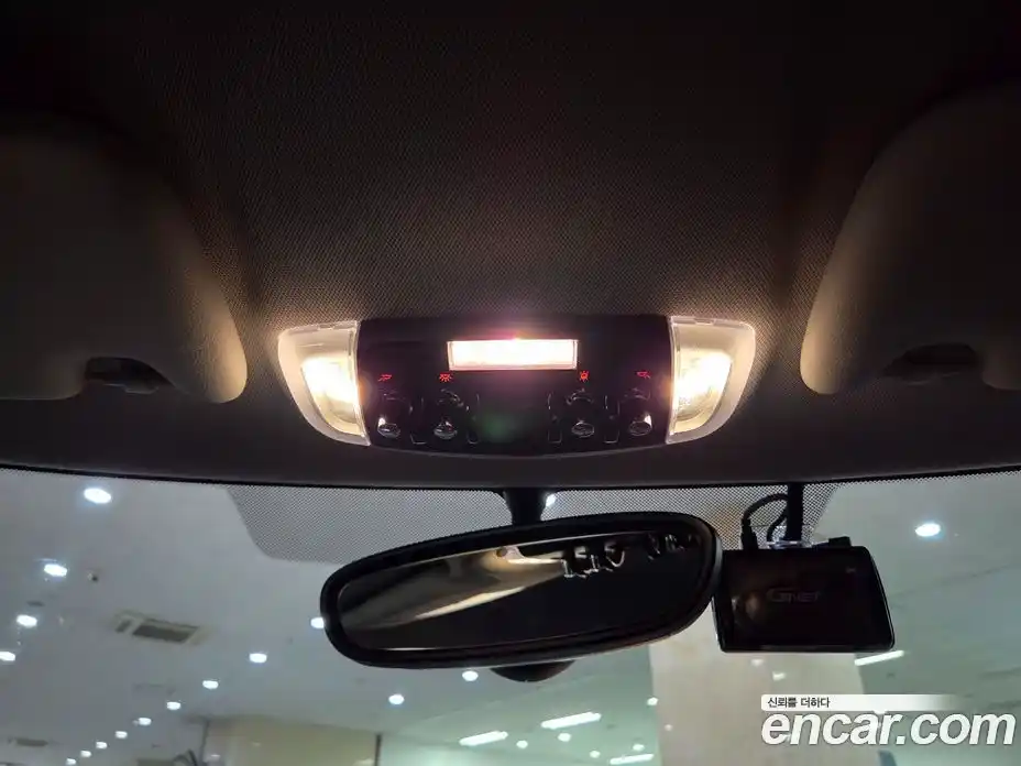 Mini Cooper 2017 1.5 Автомат в Москве № 147115, фото 17