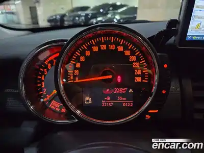 Mini Cooper 2017 1.5 Автомат в Москве № 147115, миниатюра 10