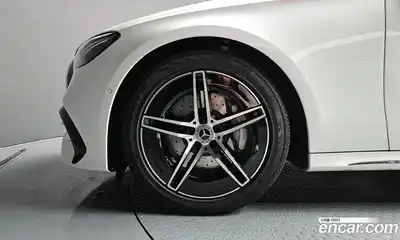 Mercedes-Benz E-Class 2026 2.0 Автомат в Москве № 160040, миниатюра 5