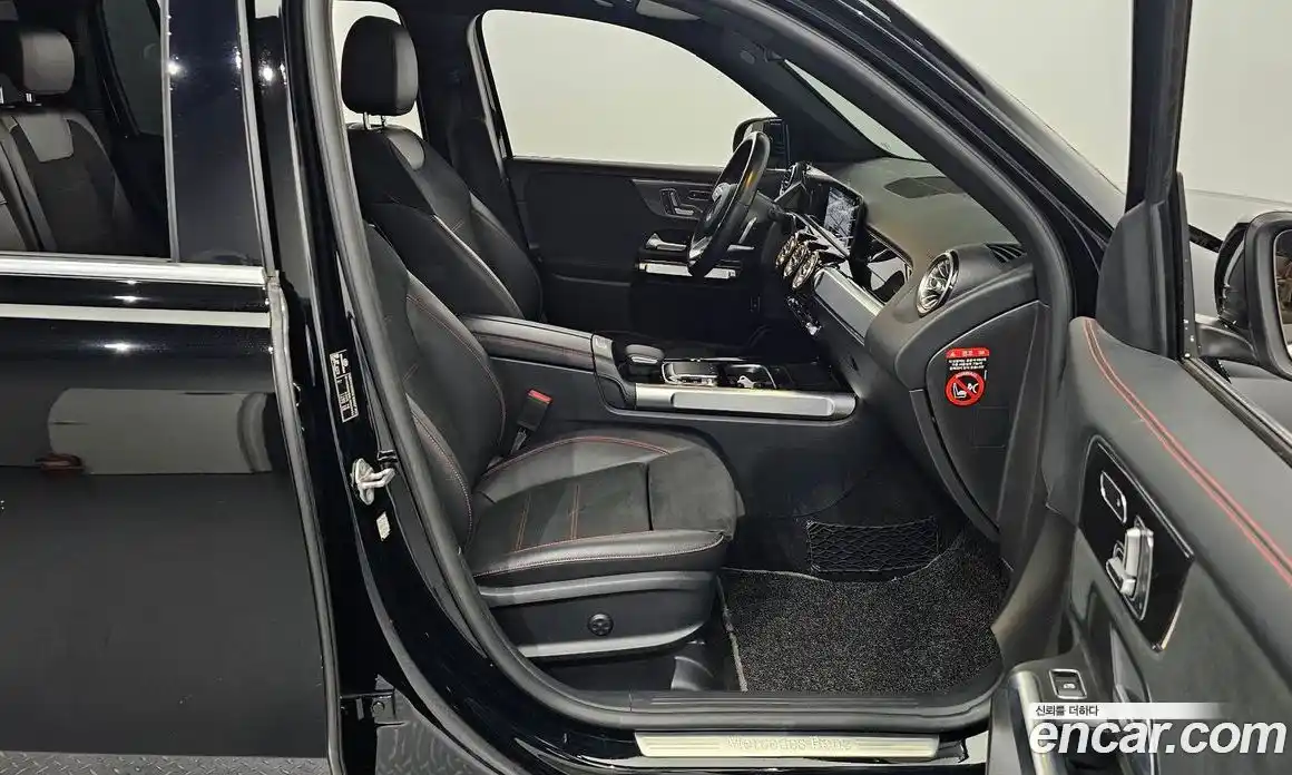 Mercedes-Benz GLB-Class 2020 2.0 Автомат в Москве № 161775, фото 11