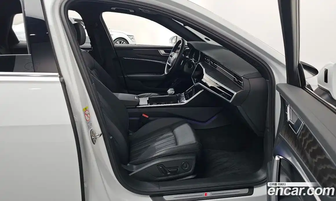 Audi A6 2022 2.0 Автомат в Москве № 162965, фото 11