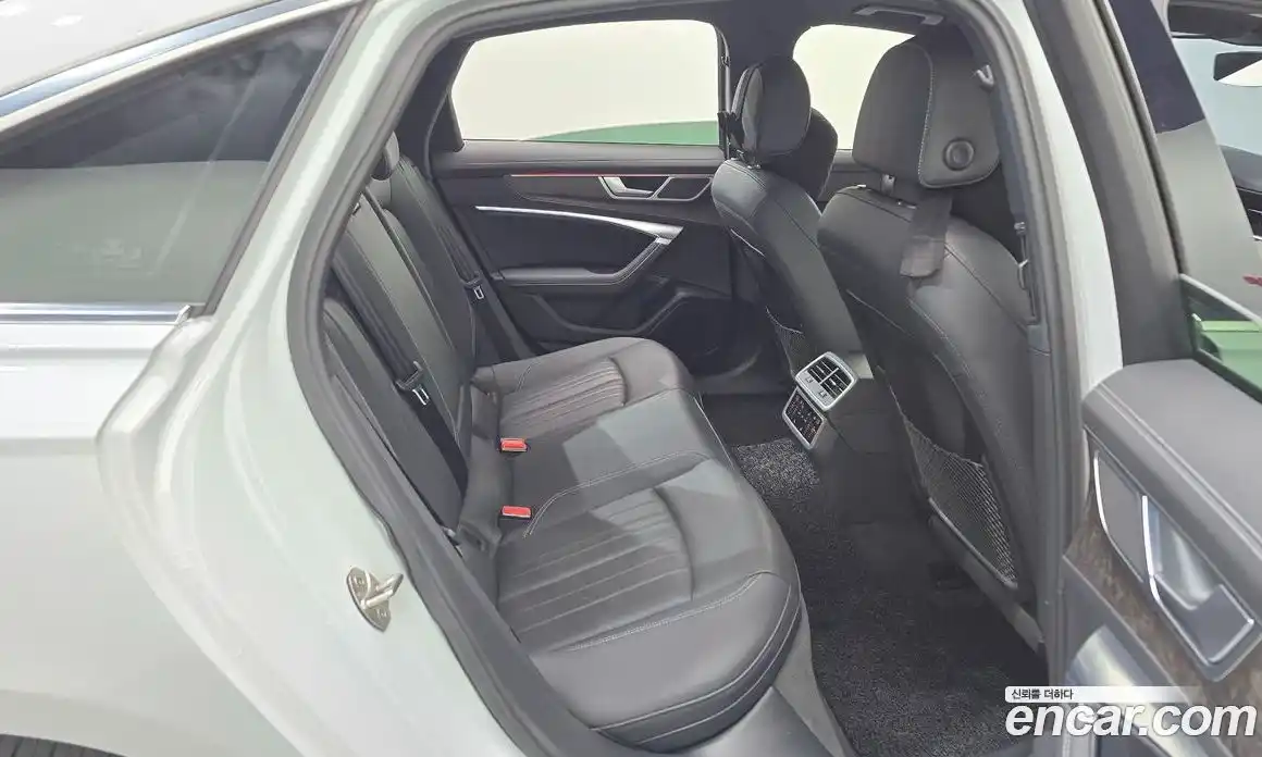 Audi A6 2021 3.0 Автомат в Москве № 163084, фото 12