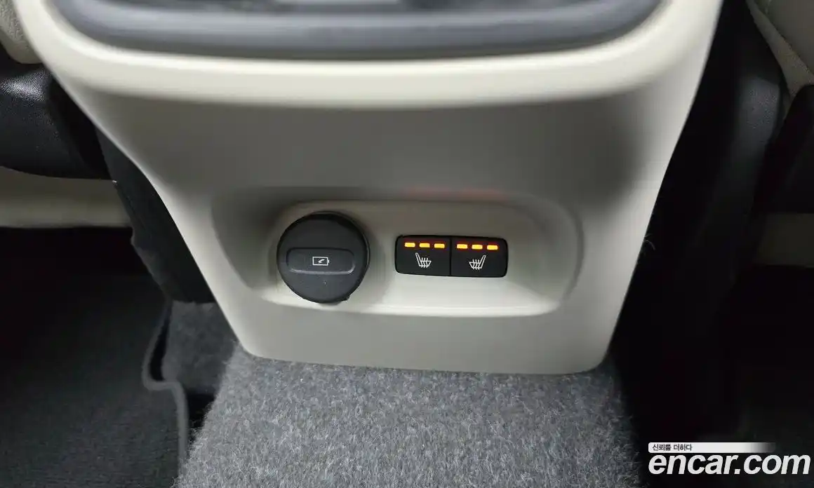 Volvo XC40 2024 2.0 Автомат в Москве № 164123, фото 18