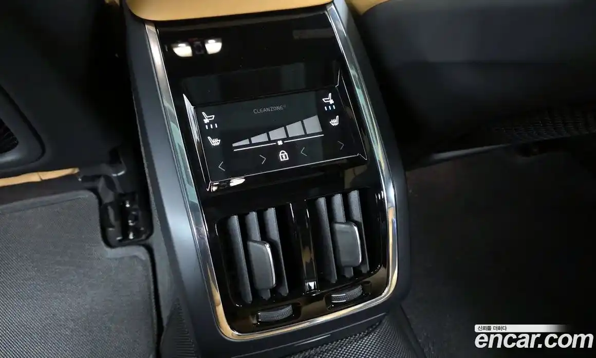 Volvo S90 2024 2.0 Автомат в Москве № 164213, фото 17