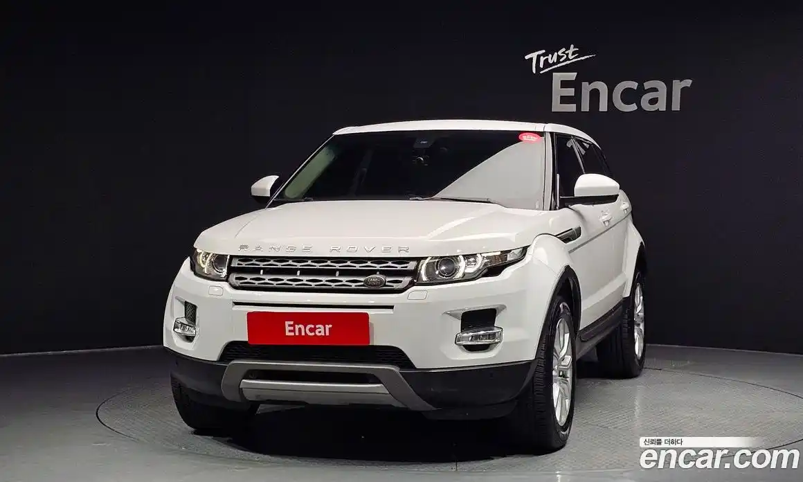 Land Rover Range-Rover Evoque 2015 2.2 Автомат в Москве № 166396, фото 3