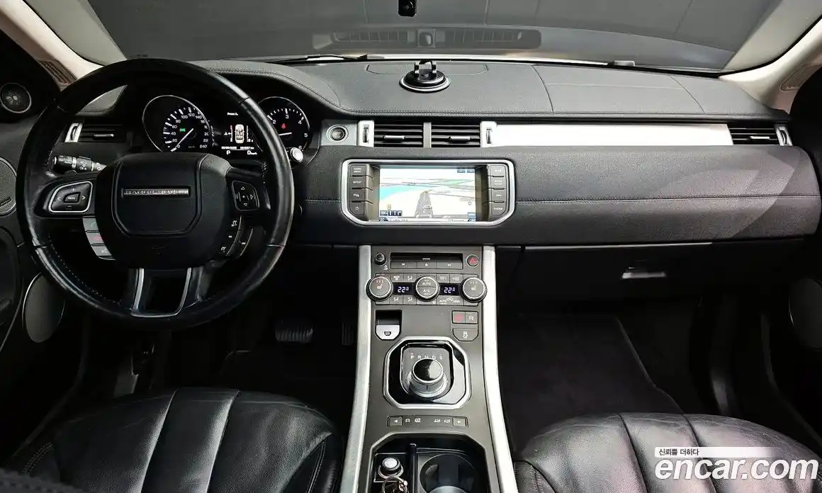 Land Rover Range-Rover Evoque 2015 2.2 Автомат в Москве № 166396, фото 7