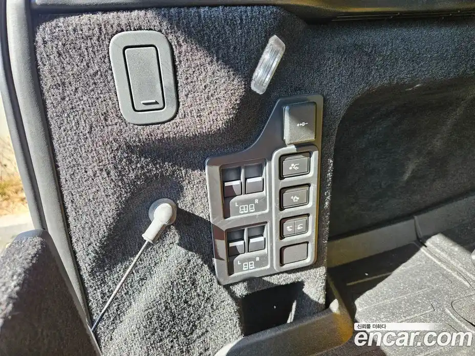 Land Rover Discovery 2023 3.0 Автомат в Москве № 166745, фото 14