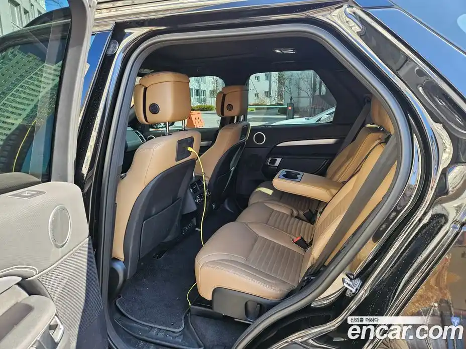 Land Rover Discovery 2023 3.0 Автомат в Москве № 166745, фото 10