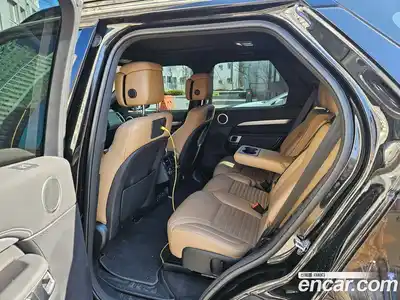 Land Rover Discovery 2023 3.0 Автомат в Москве № 166745, миниатюра 10