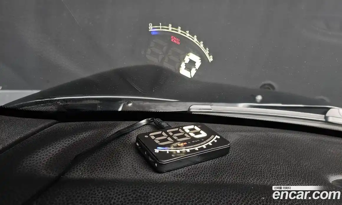 Mini Clubman 2009 1.6 Автомат в Москве № 167220, фото 17