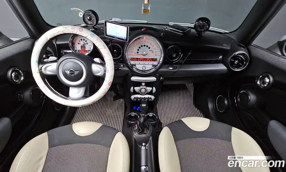 Mini Clubman 2009 1.6 Автомат в Москве № 167220, фото 7