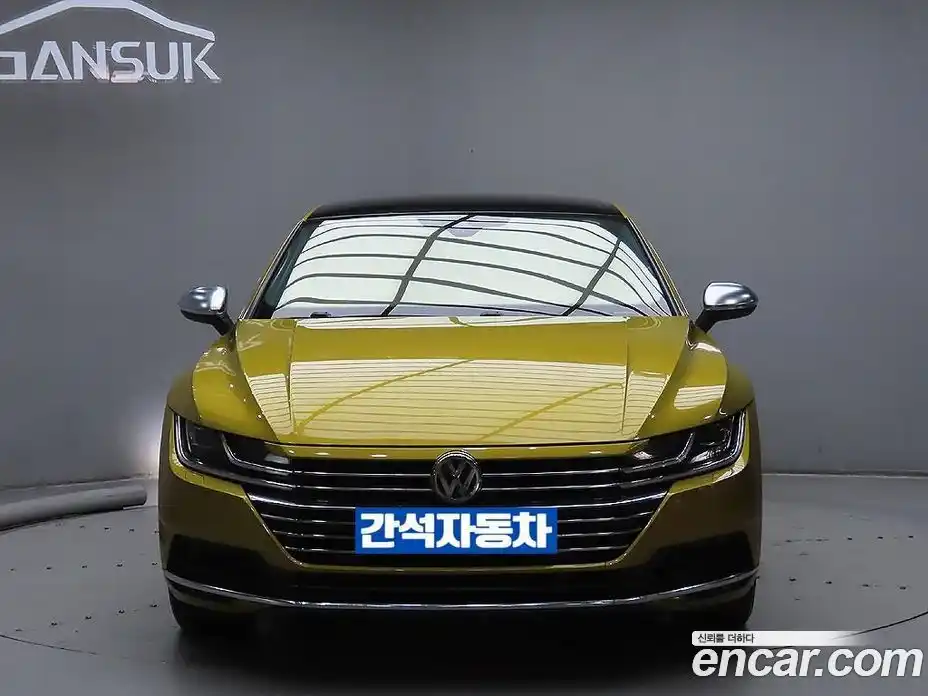 Volkswagen Arteon 2018 2.0 Автомат в Москве № 169232, фото 3