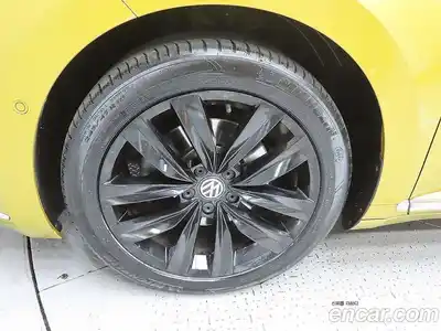 Volkswagen Arteon 2018 2.0 Автомат в Москве № 169232, миниатюра 5