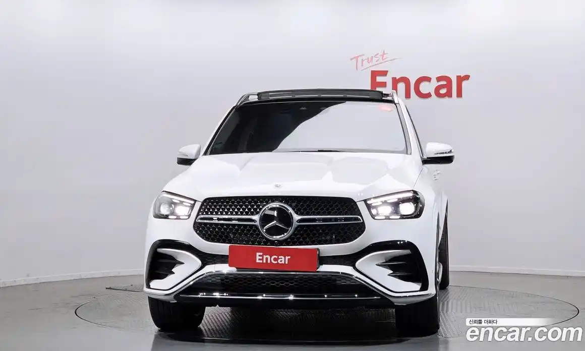 Mercedes-Benz GLE-Class 2025 3.0 Автомат в Москве № 193782, фото 3