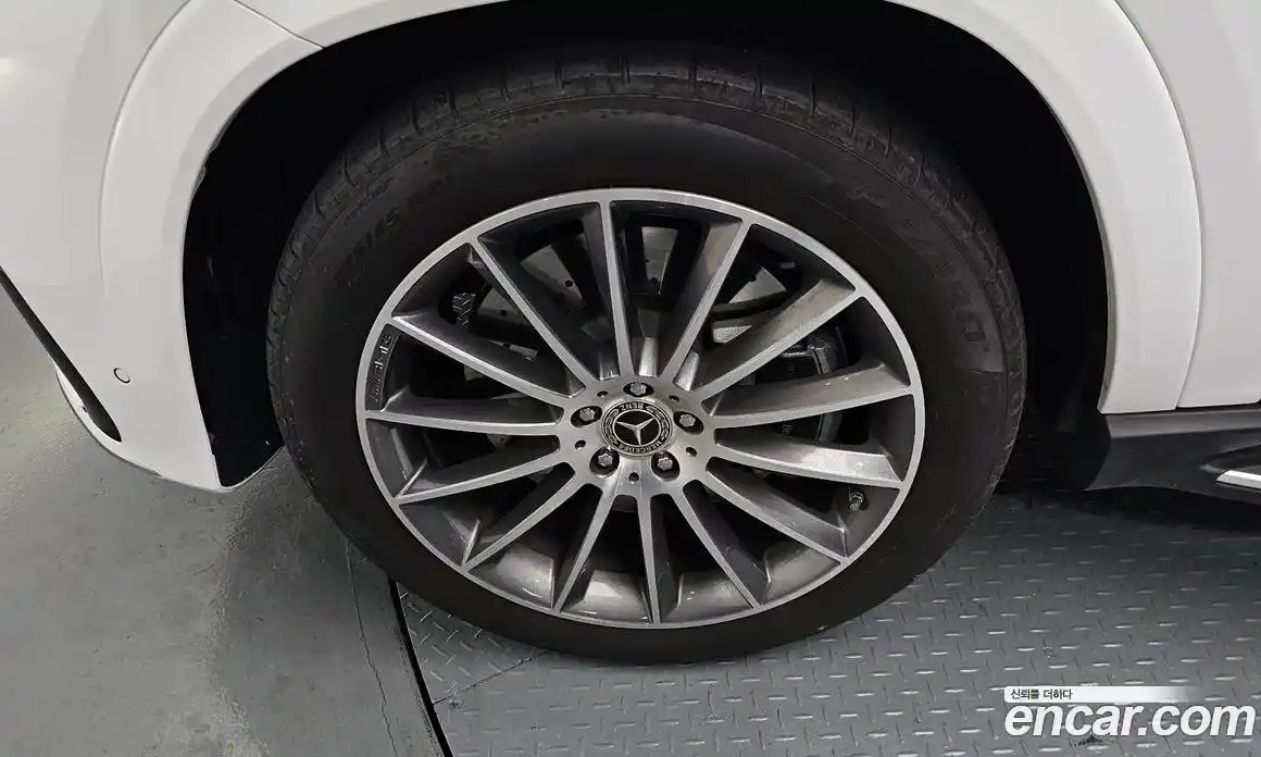 Mercedes-Benz GLE-Class 2025 3.0 Автомат в Москве № 193782, фото 5