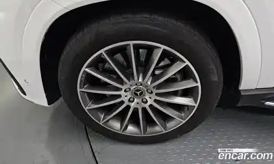 Mercedes-Benz GLE-Class 2025 3.0 Автомат в Москве № 193782, миниатюра 5