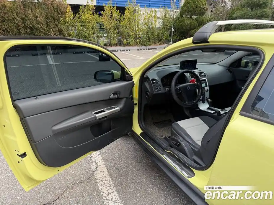 Volvo C30 2012 2.0 Автомат в Москве № 196024, фото 7