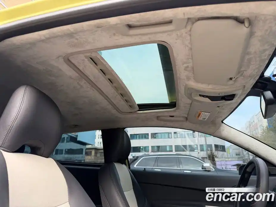 Volvo C30 2012 2.0 Автомат в Москве № 196024, фото 9