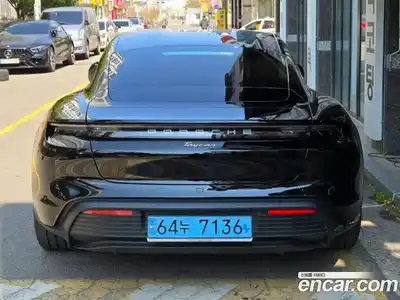 Porsche Taycan 2022 1.0 Автомат в Москве № 197198, миниатюра 2
