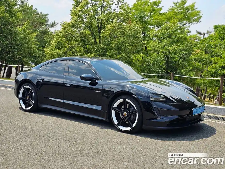 Porsche Taycan 2022 1.0 Автомат в Москве № 197198, фото 6