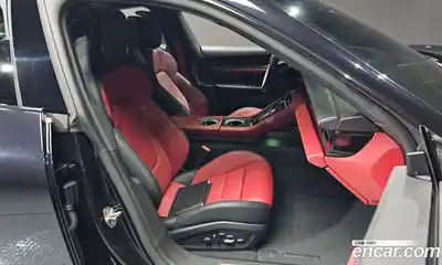 Porsche Taycan 2025 0.1 Автомат в Москве № 197235, миниатюра 12