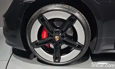 Porsche Taycan 2025 0.1 Автомат в Москве № 197235, миниатюра 5