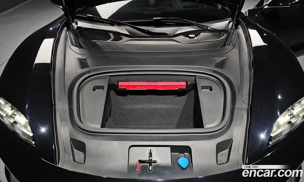 Porsche Taycan 2025 0.1 Автомат в Москве № 197235, фото 6