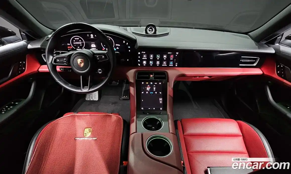 Porsche Taycan 2025 0.1 Автомат в Москве № 197235, фото 7