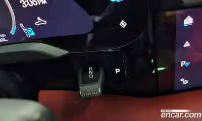 Porsche Taycan 2025 0.1 Автомат в Москве № 197235, миниатюра 9