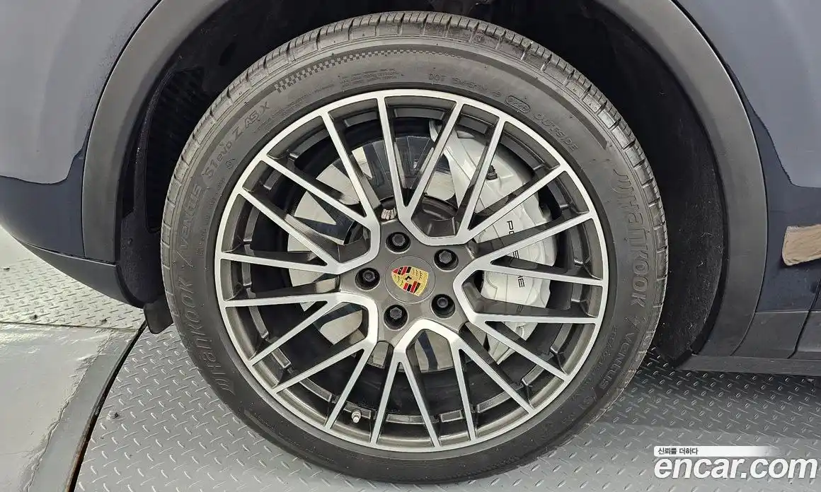 Porsche Cayenne 2021 3.0 Автомат в Москве № 197585, фото 5