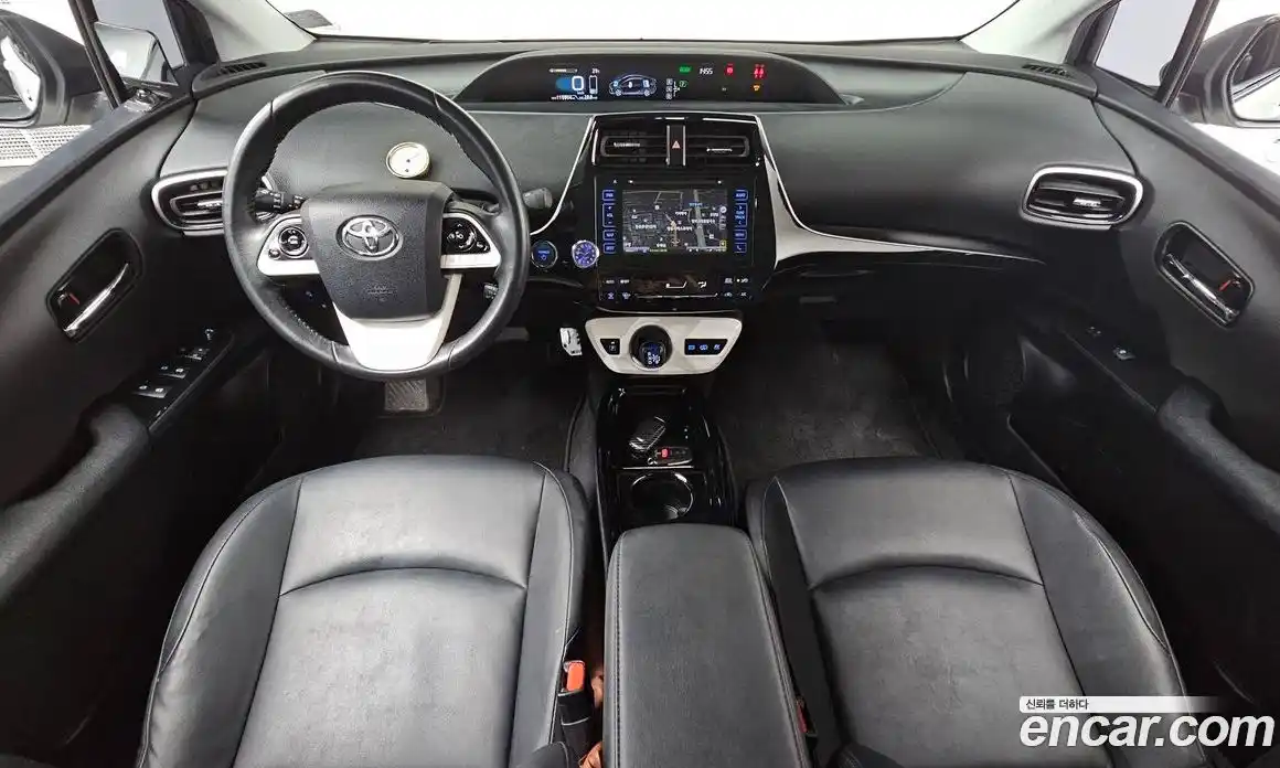 Toyota Prius 2017 1.8 Автомат в Москве № 199694, фото 7