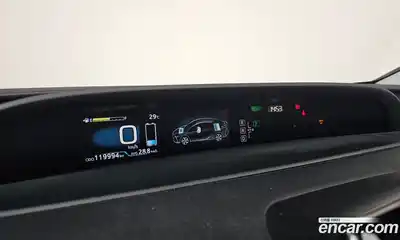 Toyota Prius 2017 1.8 Автомат в Москве № 199694, миниатюра 8